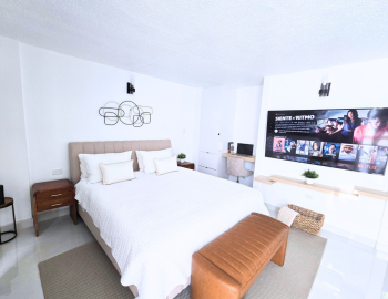 Cond. Saint Tropez Carolina - Isla Verde, Puerto Rico